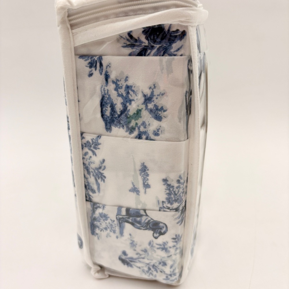Kindred Home Queen 6 Piece Sheet Set Blue White Dachshund Doxie Dog Toile - Picture 5 of 6